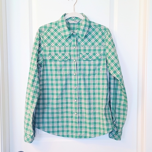 Woman's Stio Eddy Long Sleeve Green Plaid Shirt  Size Small - Pearl Snap - Picture 2 of 11